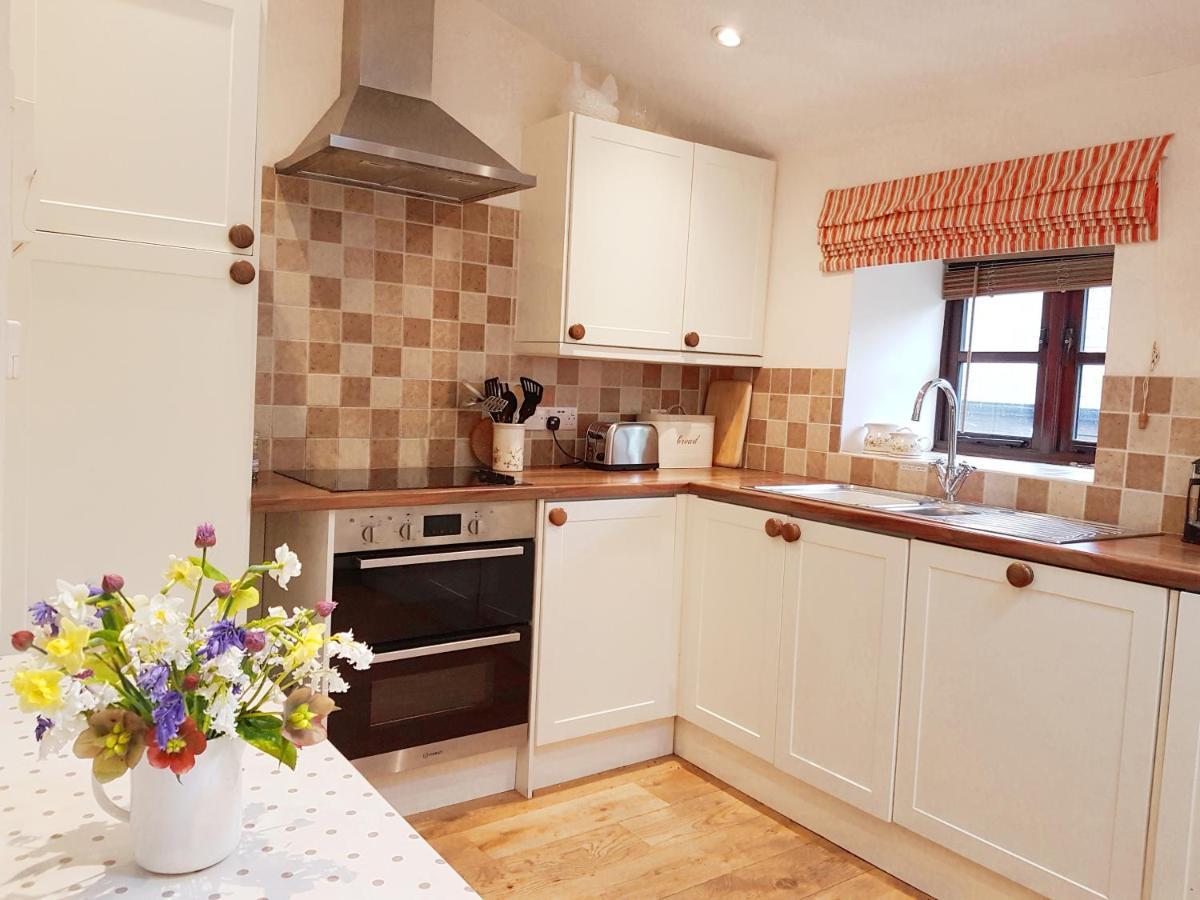 River Cottage@Cwm Mill - Riverside Family Holidays In The Black Mountains Hereford Dış mekan fotoğraf